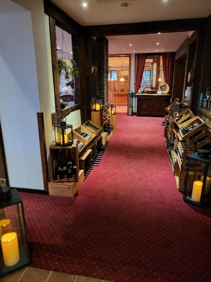 Berghotel Habbel Und Die Welt Kann Warten Cobbenrode ภายนอก รูปภาพ