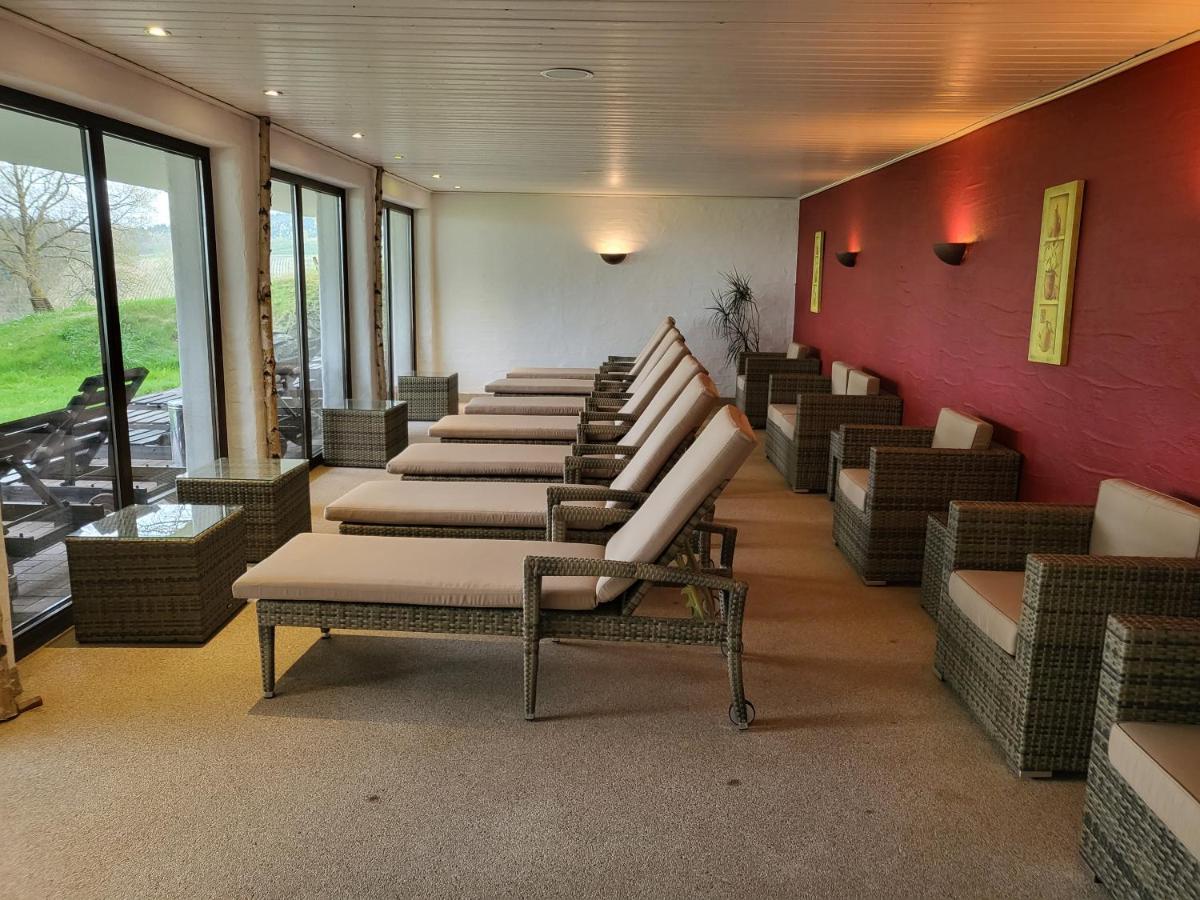 Berghotel Habbel Und Die Welt Kann Warten Cobbenrode ภายนอก รูปภาพ