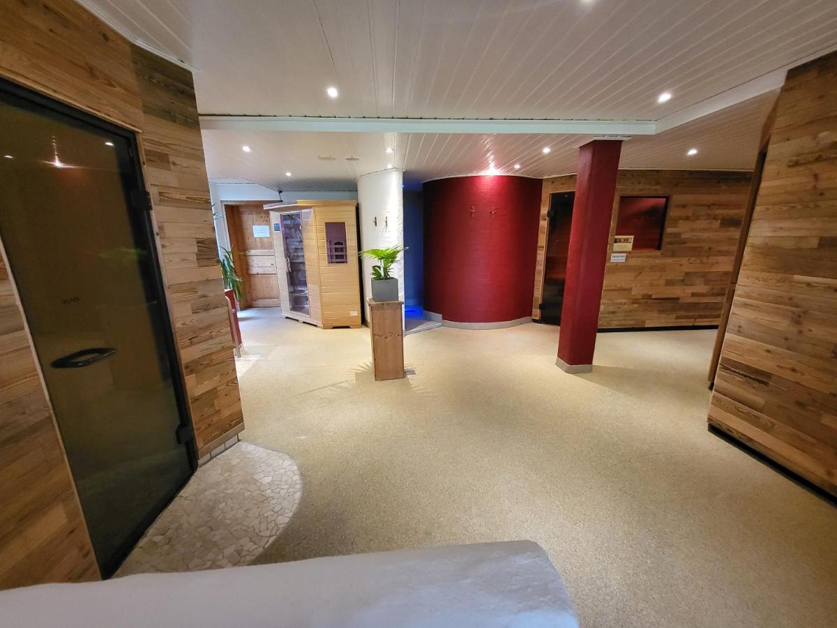 Berghotel Habbel Und Die Welt Kann Warten Cobbenrode ภายนอก รูปภาพ