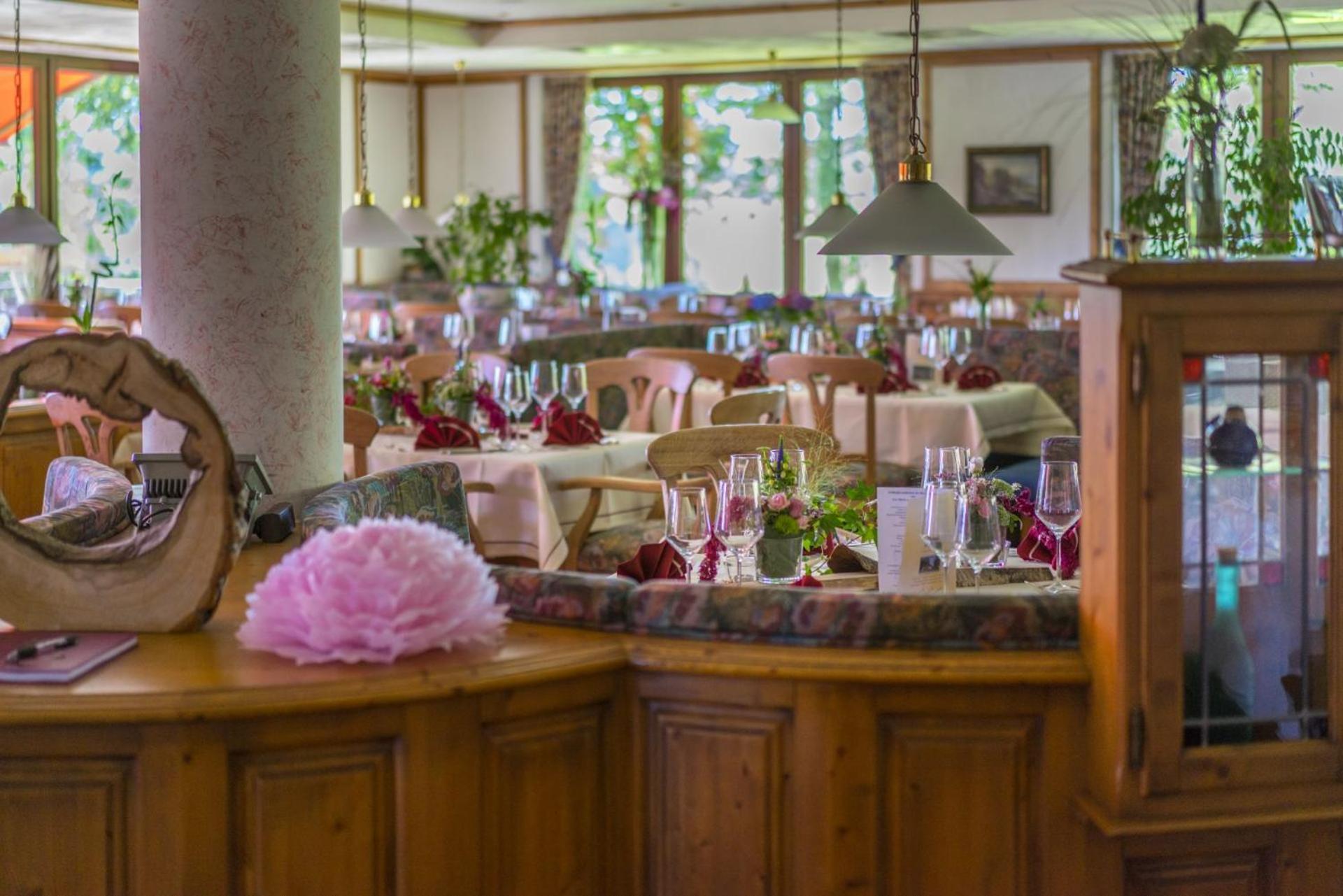 Berghotel Habbel Und Die Welt Kann Warten Cobbenrode ภายนอก รูปภาพ